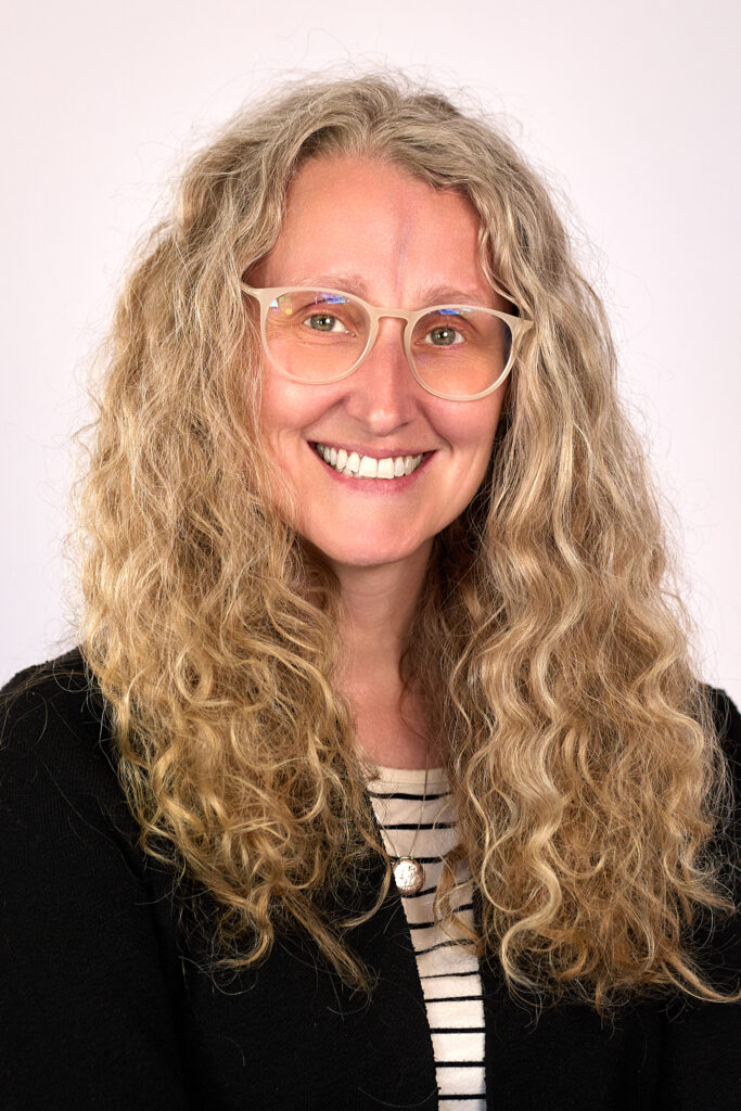 Leeah Hopper headshot
