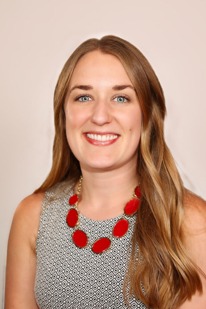Valerie Reist headshot