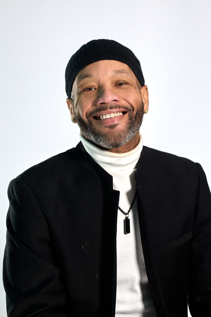 DeCarlos Avance headshot