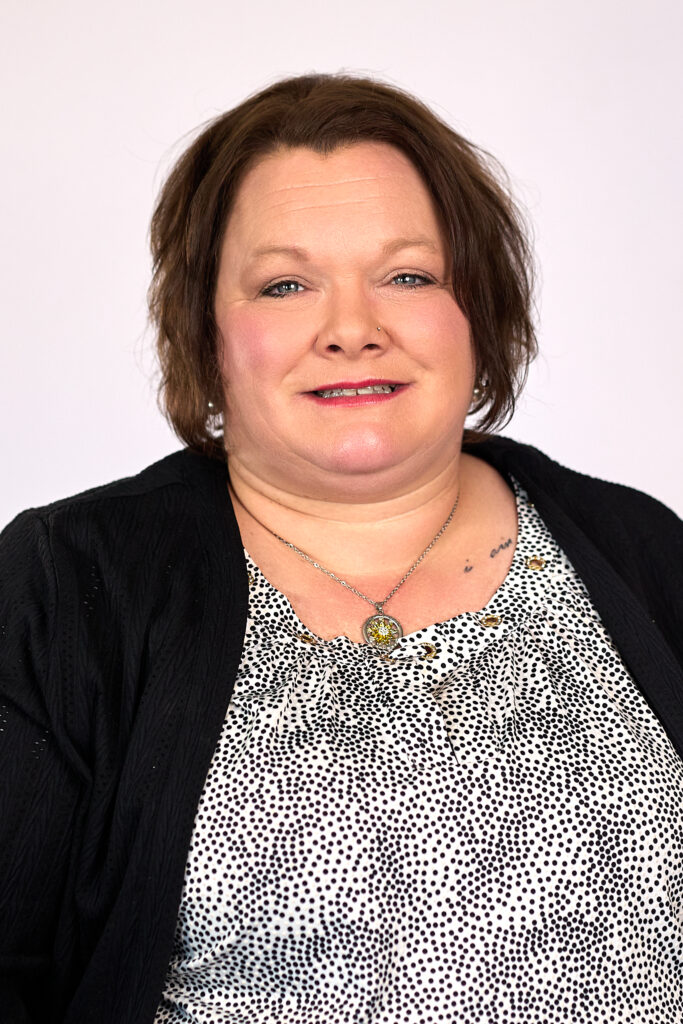 Angee Caudill headshot